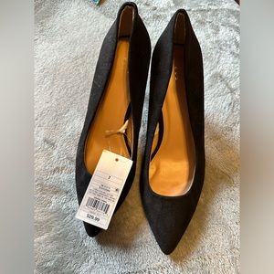 Black target heels size 7